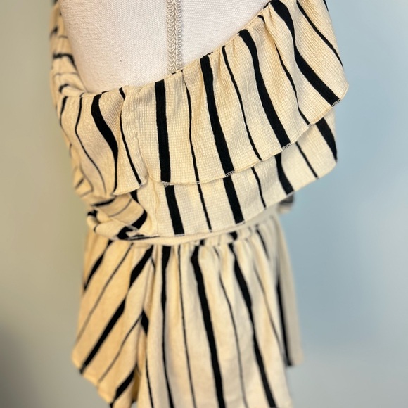 🎉HP🎉 Anthropologie Maeve Rita Striped Ruffled One Shoulder Top - Picture 5 of 8
